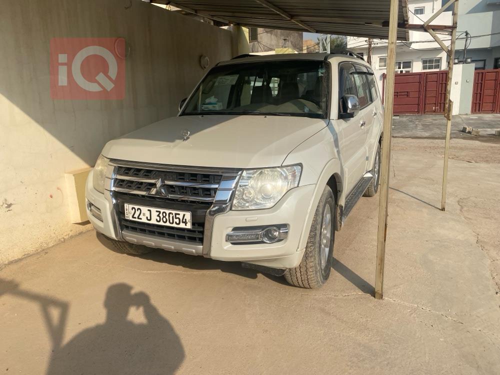 ميتسوبيشي باجيرو